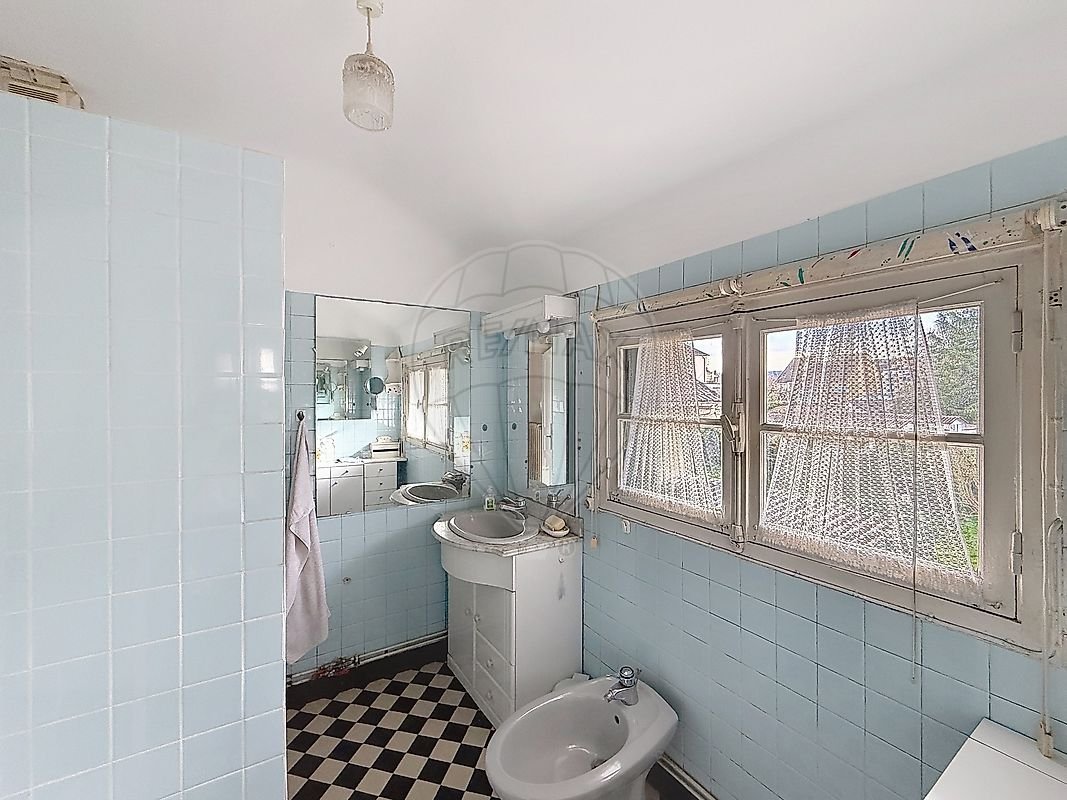 0284fd7d-9374-414e-804f-7ced4bb2c1f1