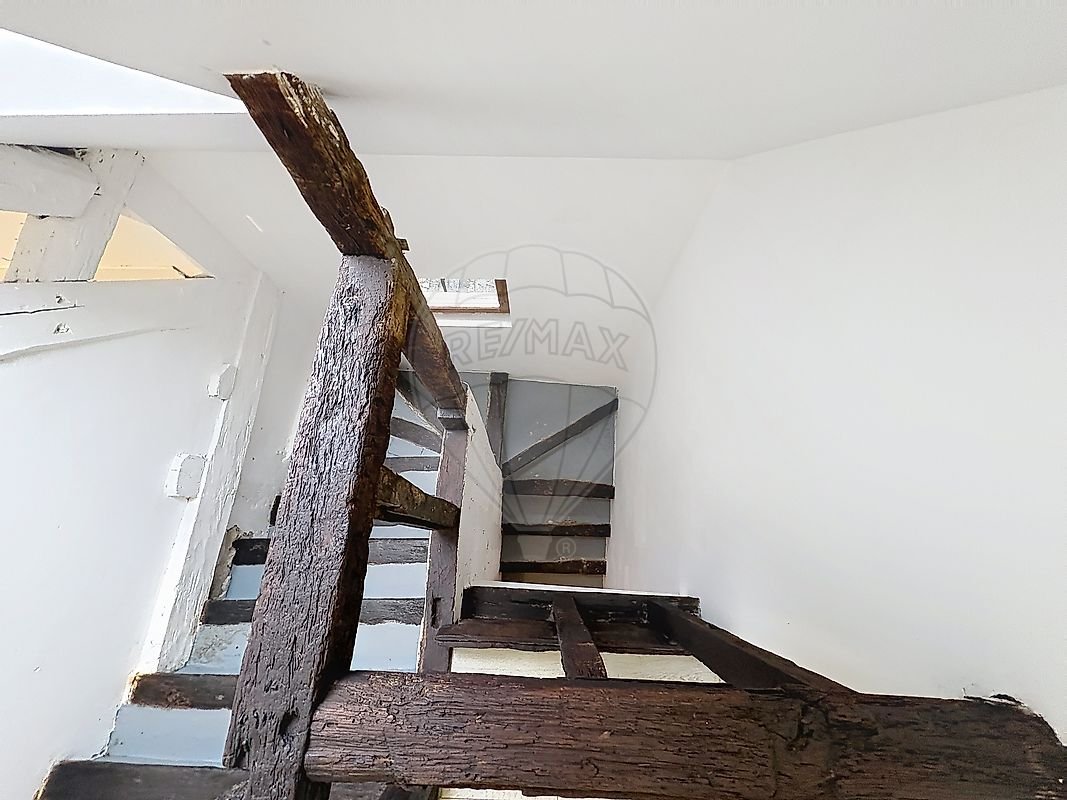 1a40ddcd-8844-4d47-9085-ab3d4526296f