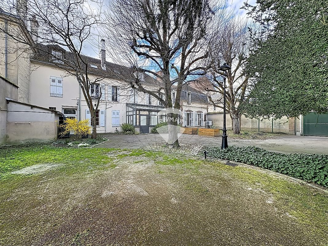 657d6f3c-1633-4765-a9c8-8254dfcadab9