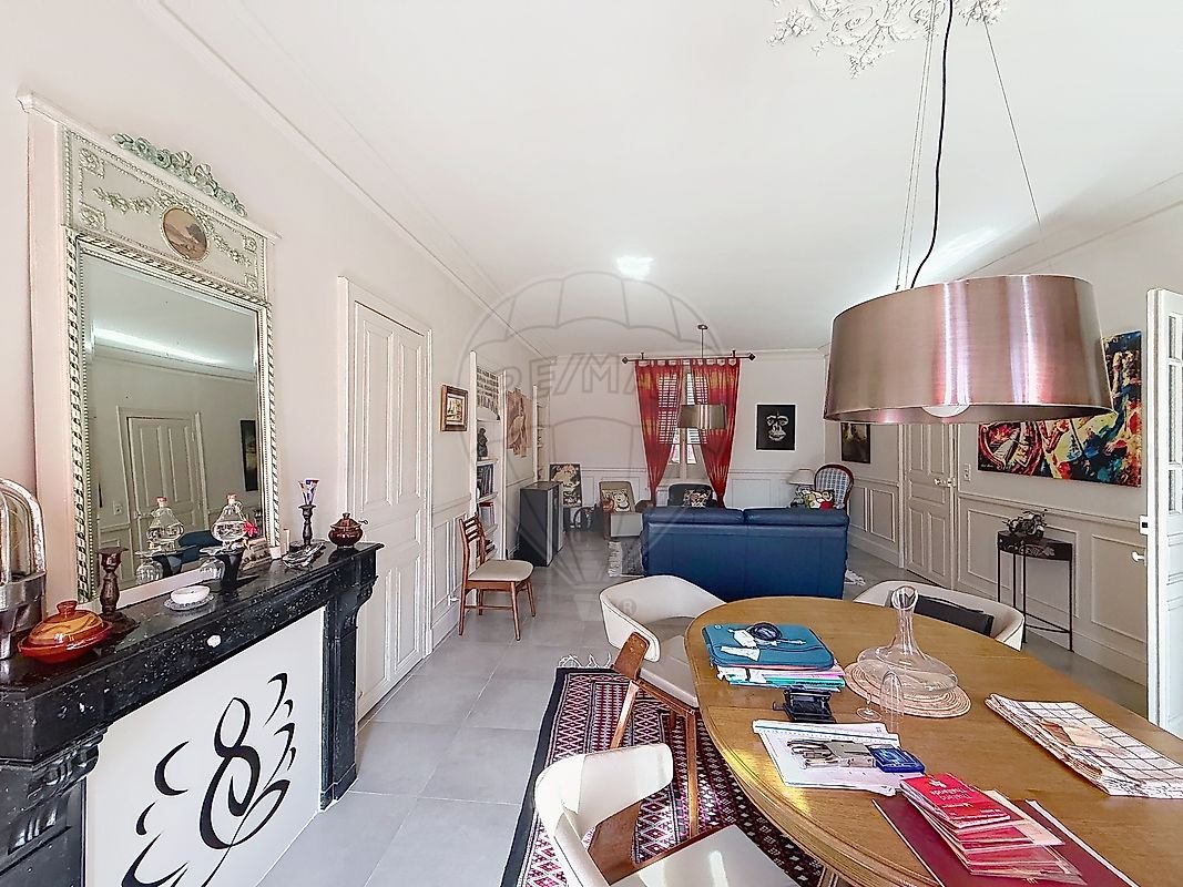 89984a62-298e-41e1-92eb-00a92d50e579