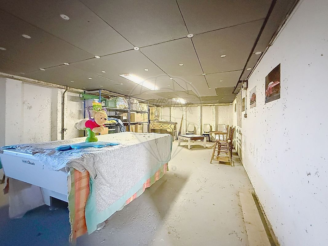 93bc6dc5-f4cf-4129-a46d-898e4d3e1a48