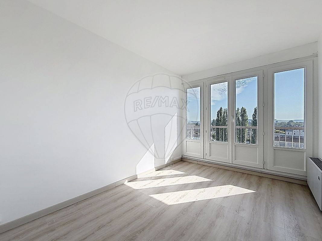 ea857af8-74f2-43bb-b424-c3b6722fb141